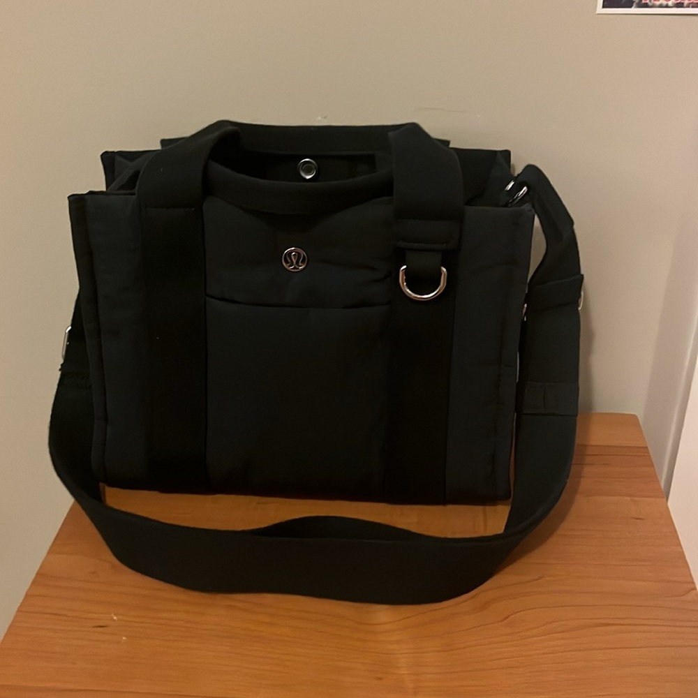 Lululemon Mini Boxy Tote